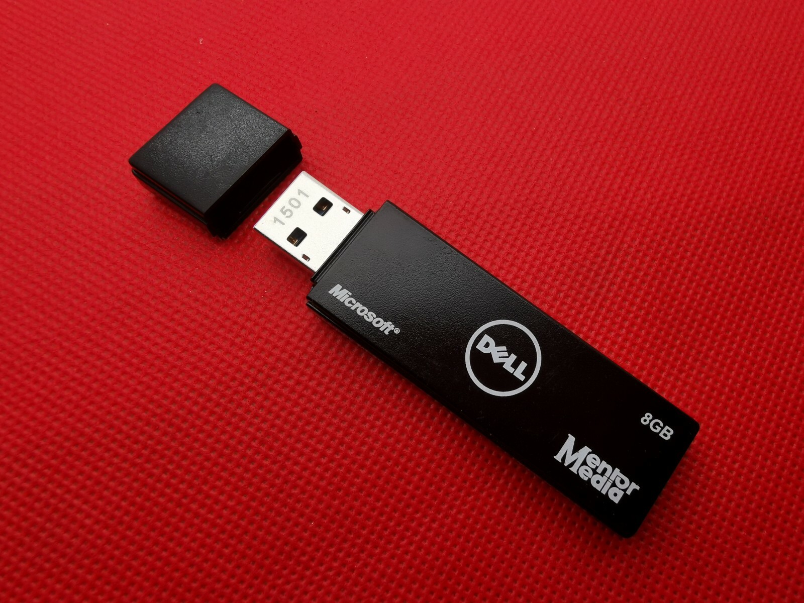 For Dell Media Mentor Recovery and Restore USB key KR2H9-A00 8GB