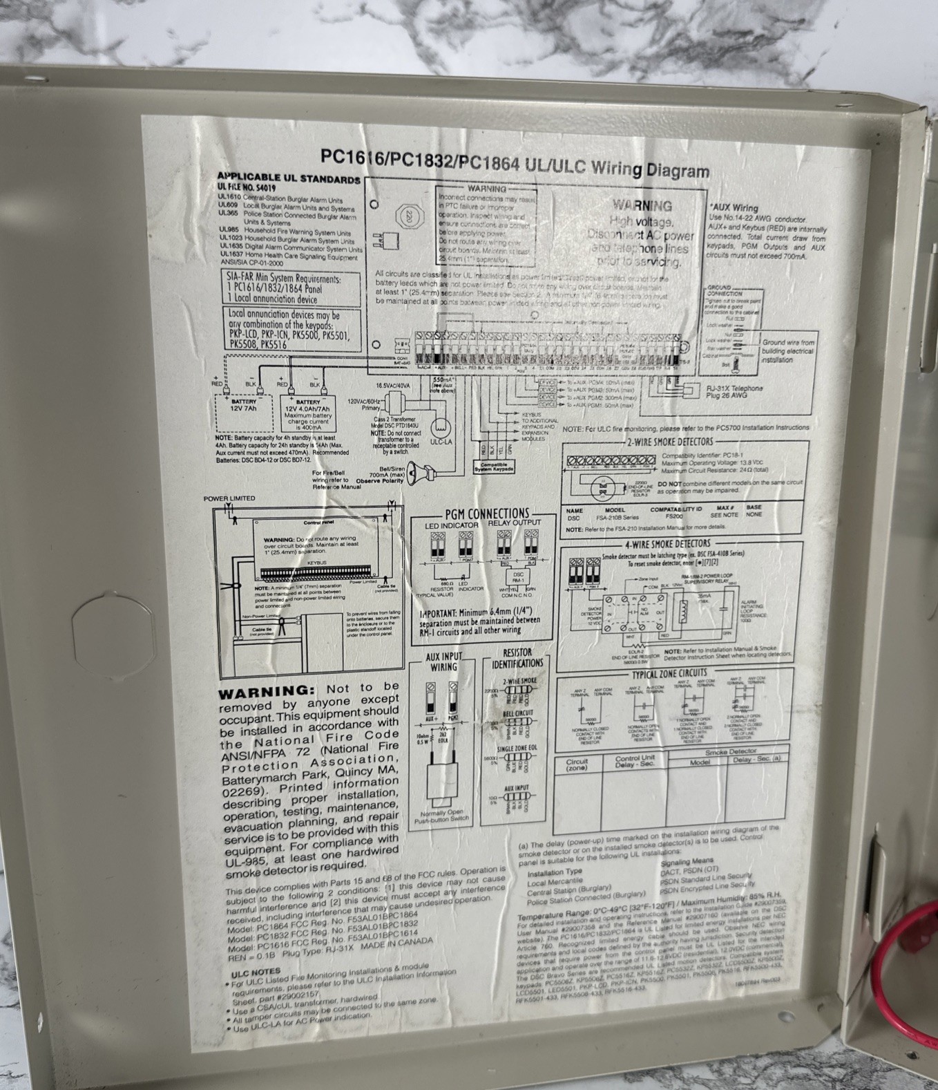 DSC PC1616 V4.23 CP01 Alarm Control Panel Control Board W/Metal Box