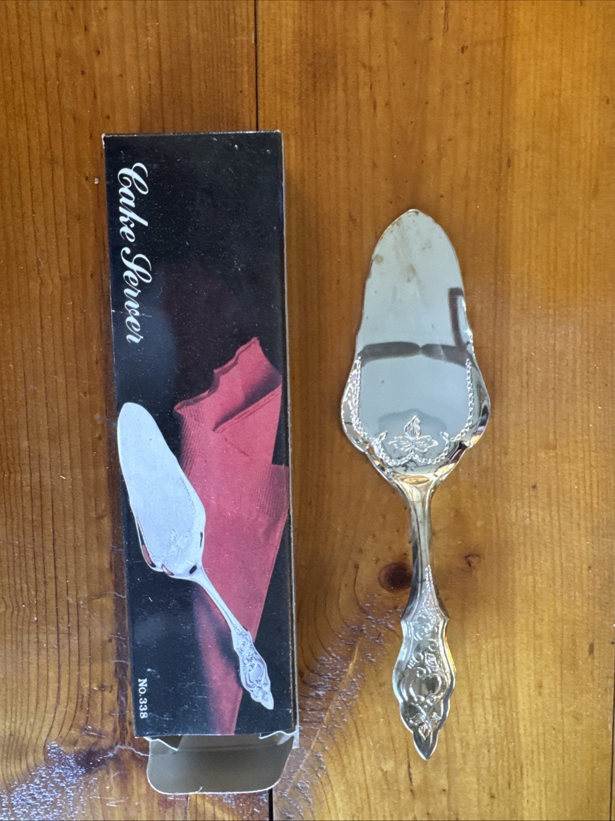 Cake Server