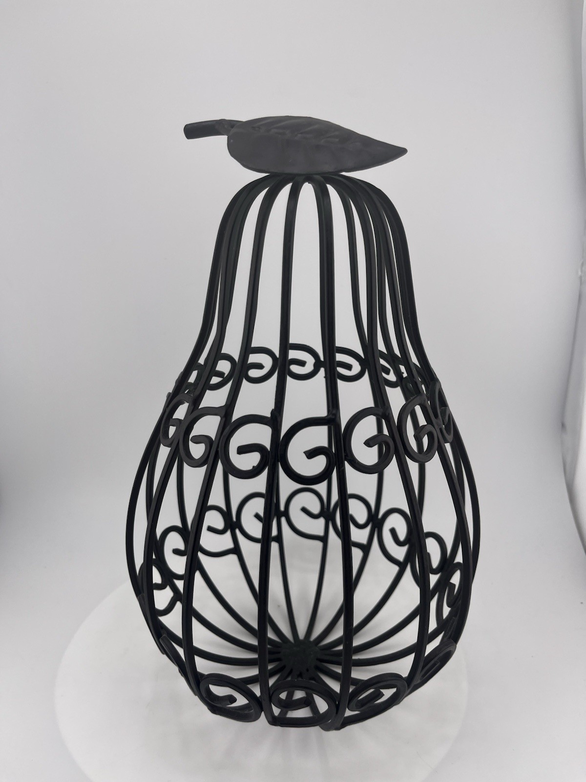 Black Metal Wire Pear Decorative Basket Farmhouse Style Home Decor