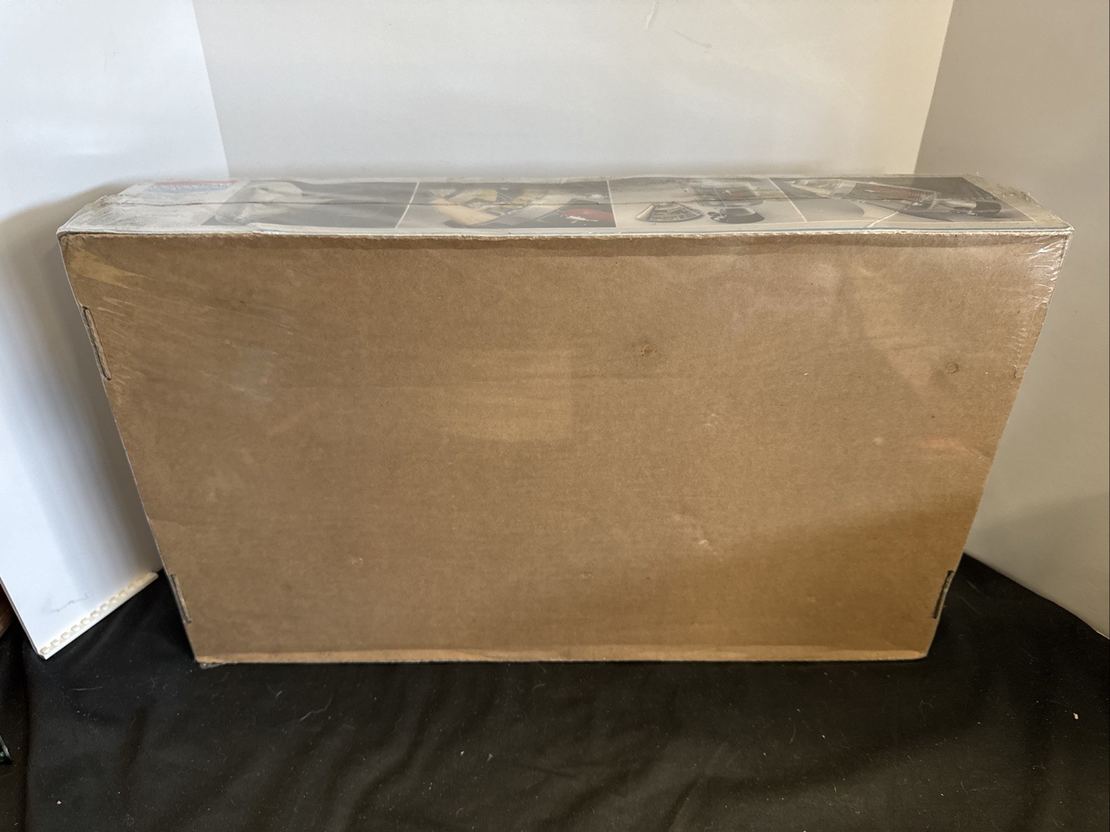 18-5083 MONOGRAM 1:32 Scale APOLLO SPACECRAFT Plastic Model Kit - Unopened NEW
