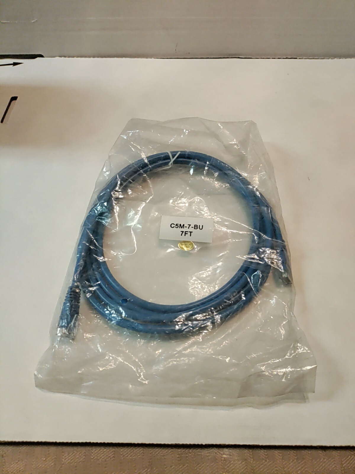 7 foot long C5M-7-BU cable - sealed in orig package