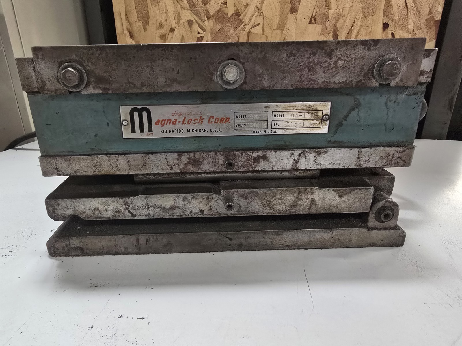 Magna-Lock Corp 6"x12" Compound Magnetic Chuck Model DA-10