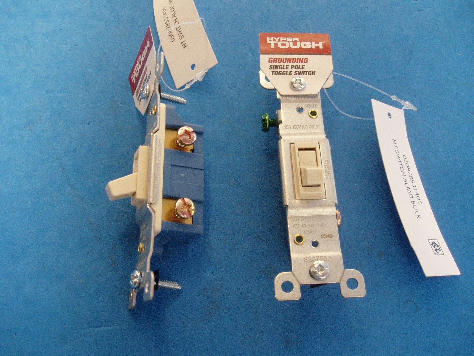 LOT OF TWO IVORY CLASSIC VINTAGE 15 AMP TOGGLE WALL SWITCH GROUNDED SINGLE POLE