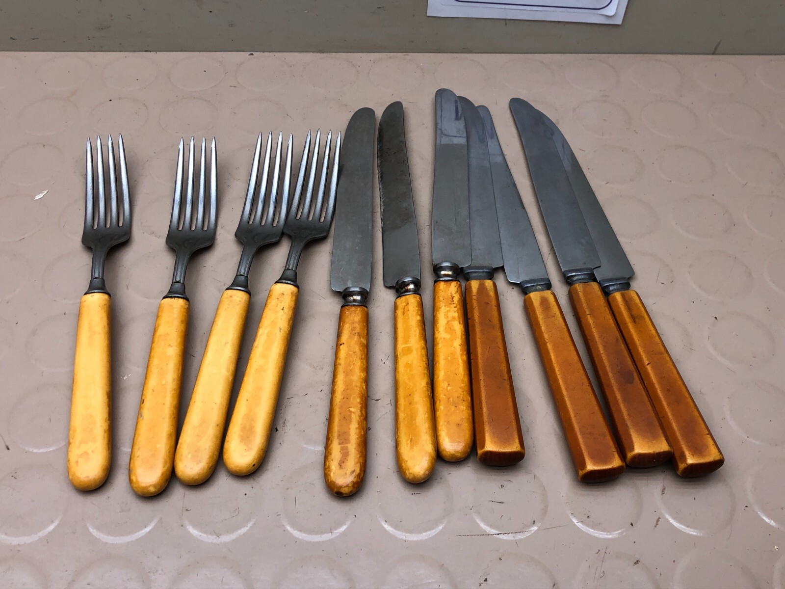 Universal Stainless Steel Silverware  Knives & Forks