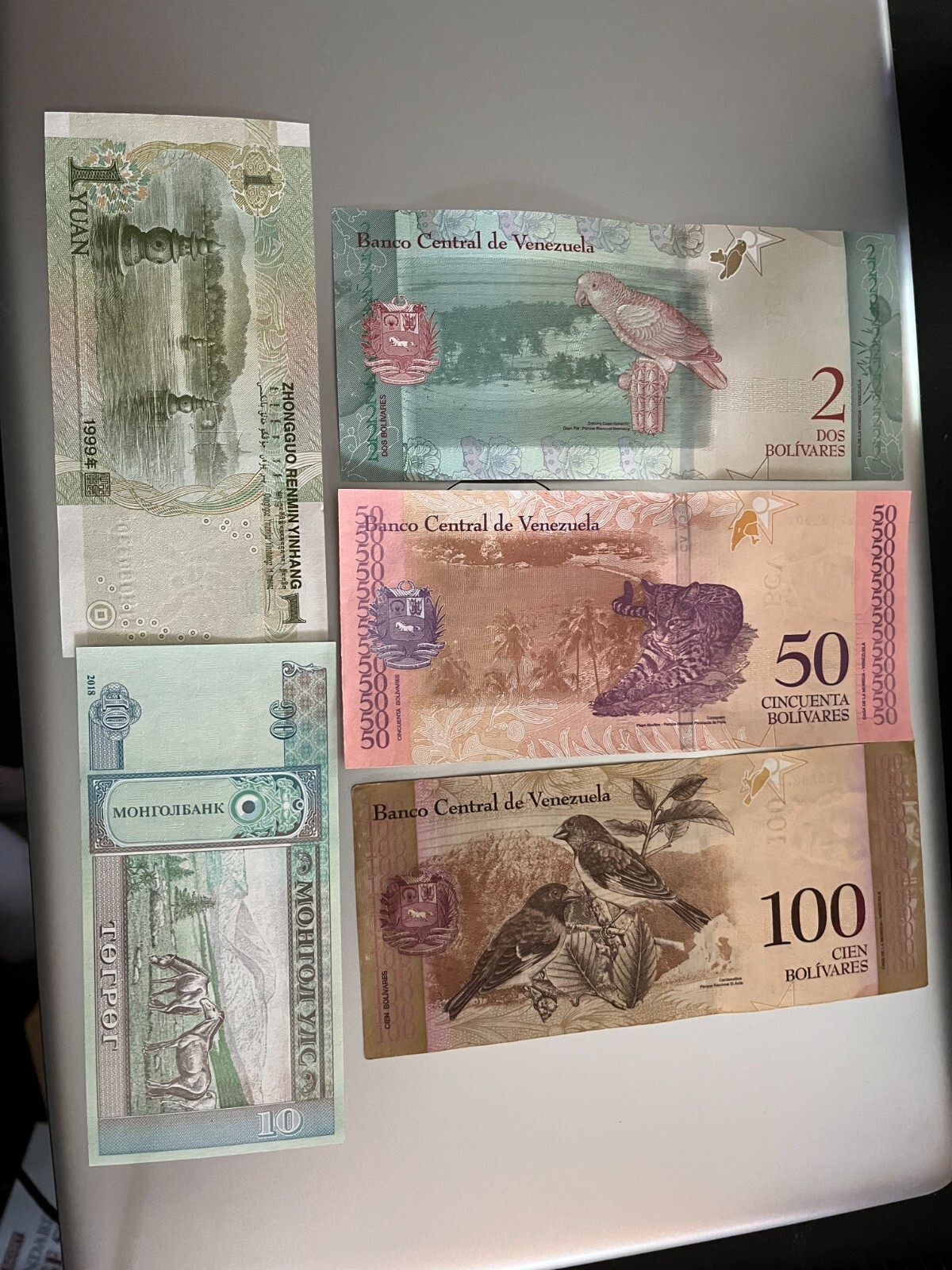 5 WORLD NOTES - PAPER WORLD MONEY