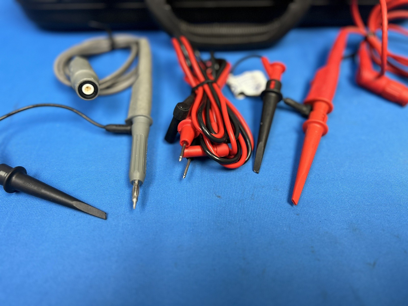 Fluke 199C-S ScopeMeter w/ Software & Cable | 200MHz