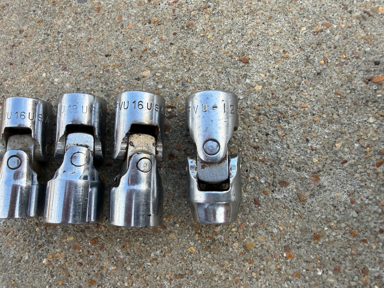 Snap-on swivel sockets 4 total
