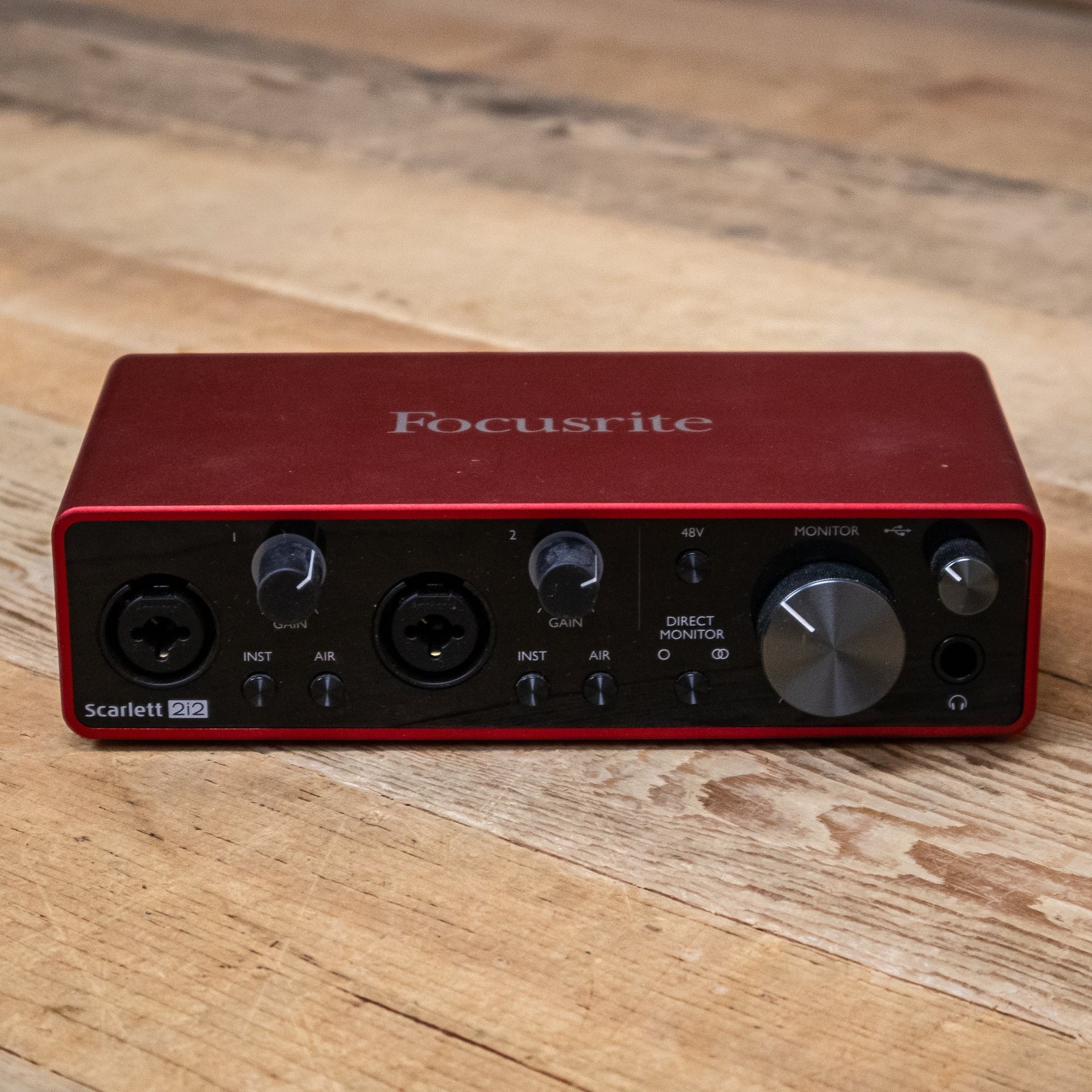 Focusrite Scarlett 2i2 (3rd Gen) USB Audio Interface Studio Recording U284836