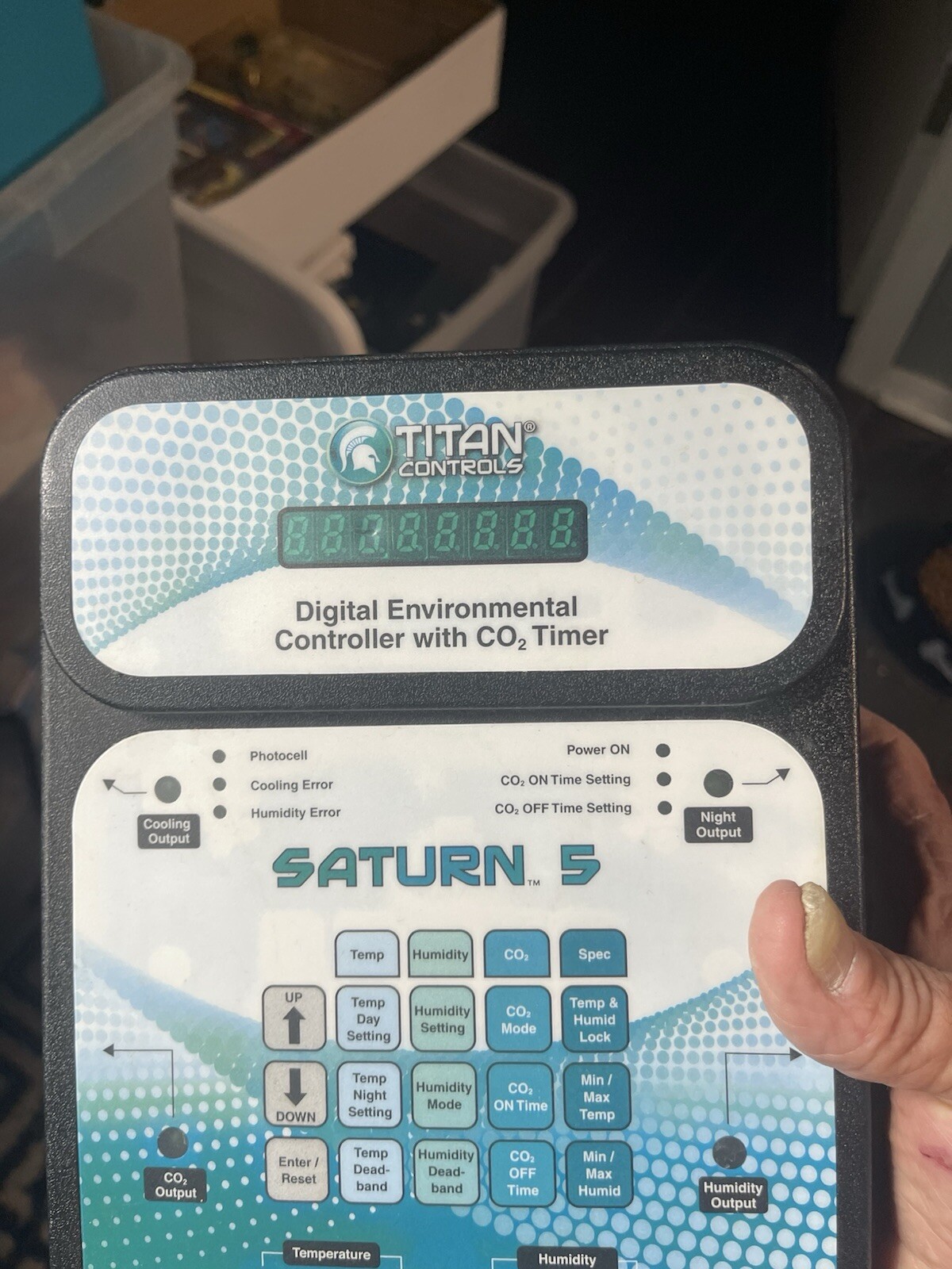 Titan Controls Saturn 5 Digital Environmental Controller With CO2 Timer Read