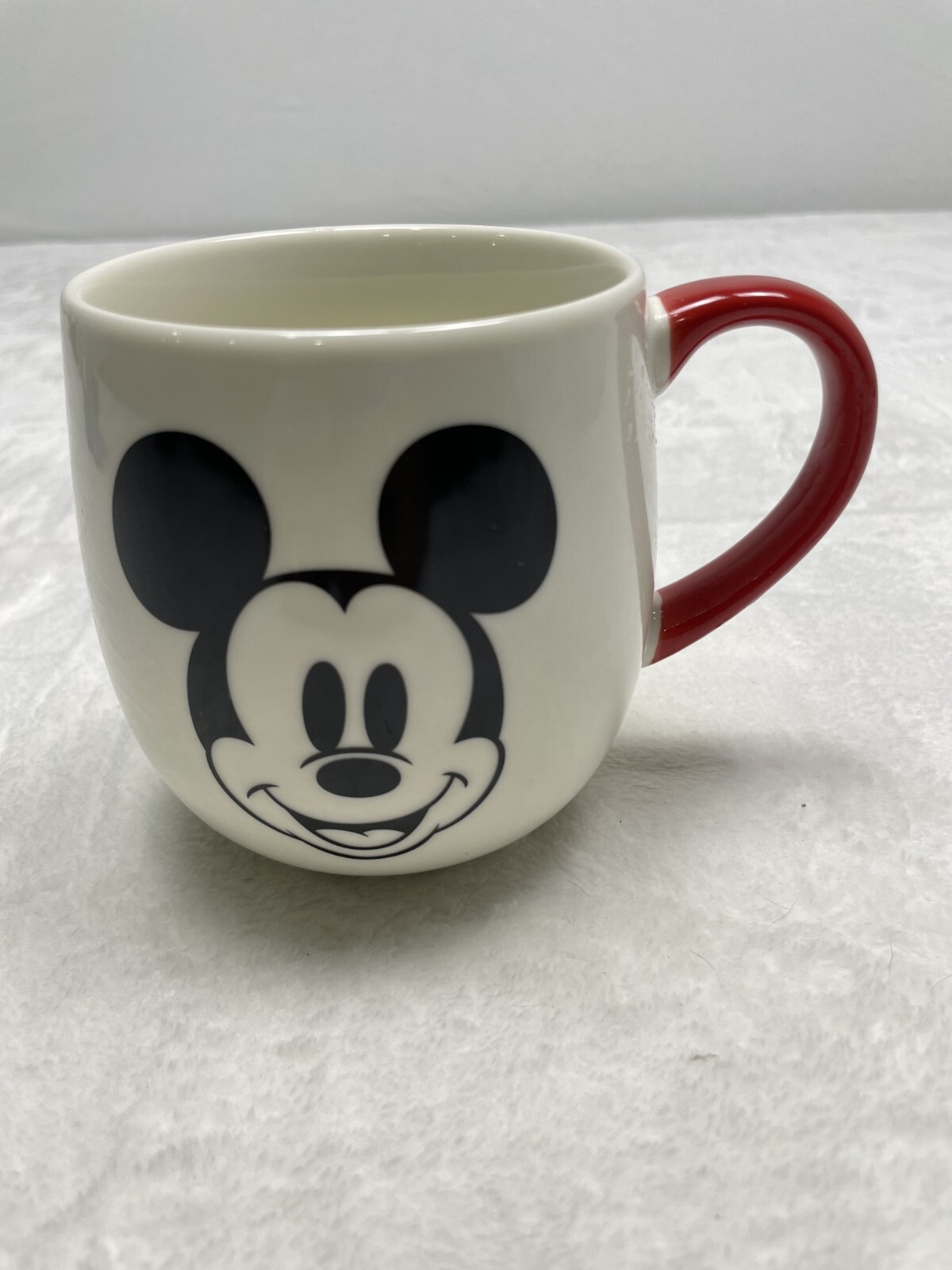 Disney Mickey Mouse Mug Happy and Surprised Look White with Red Handle