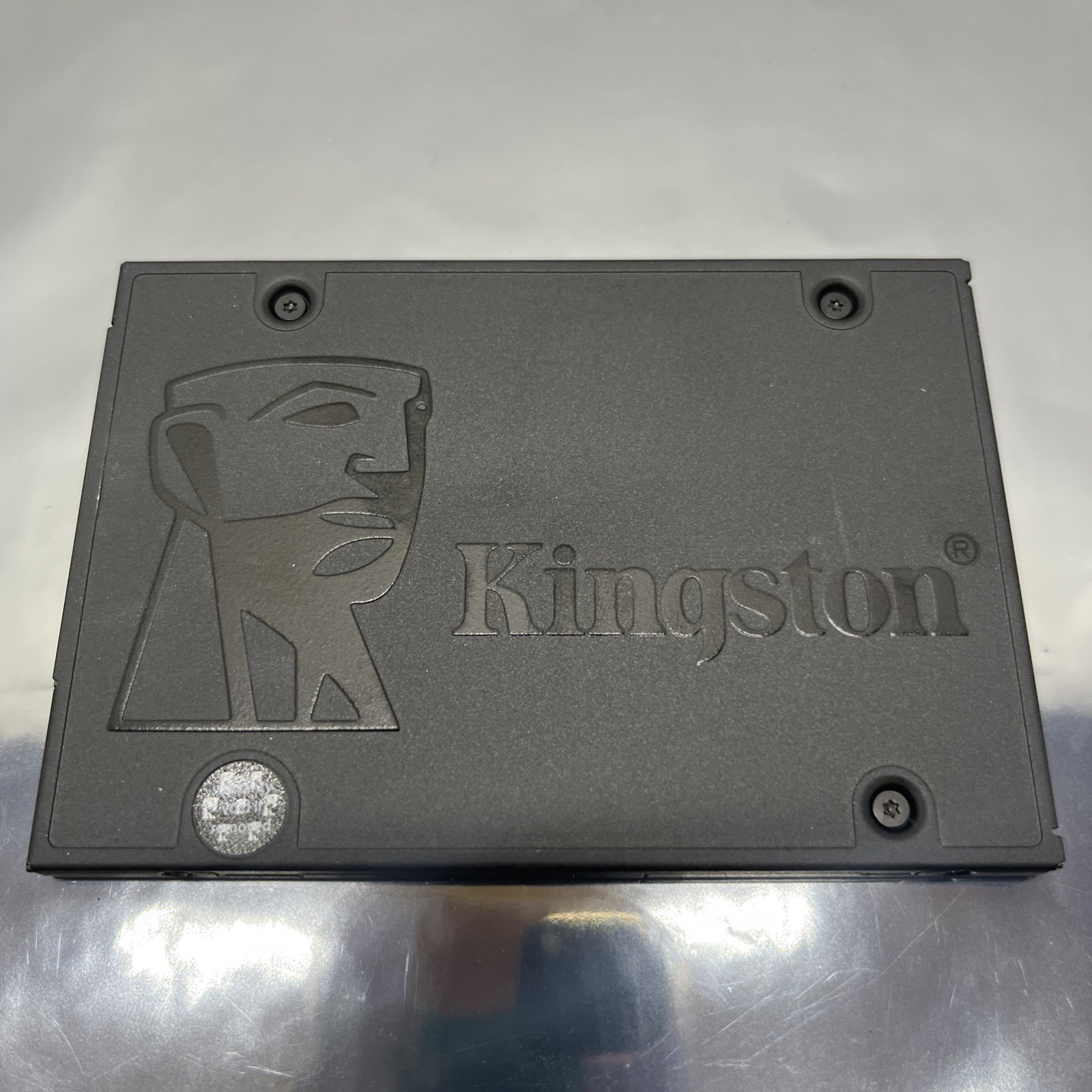 Kingston SQ500S37/960G 960GB Q500 SATA 6.0 Gbps 2.5 SSD