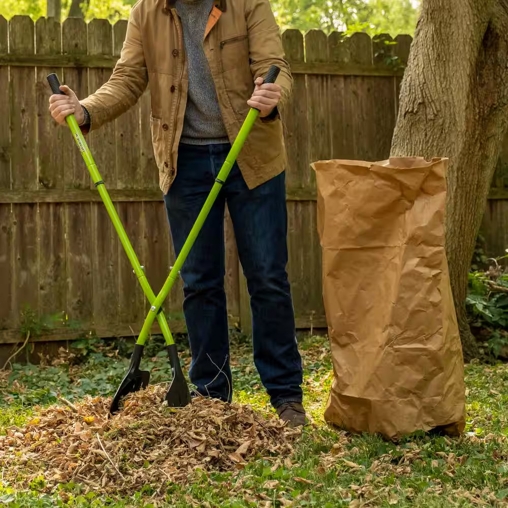 Gator Grabber 37 In. Steel Leaf Clean-Up Tool