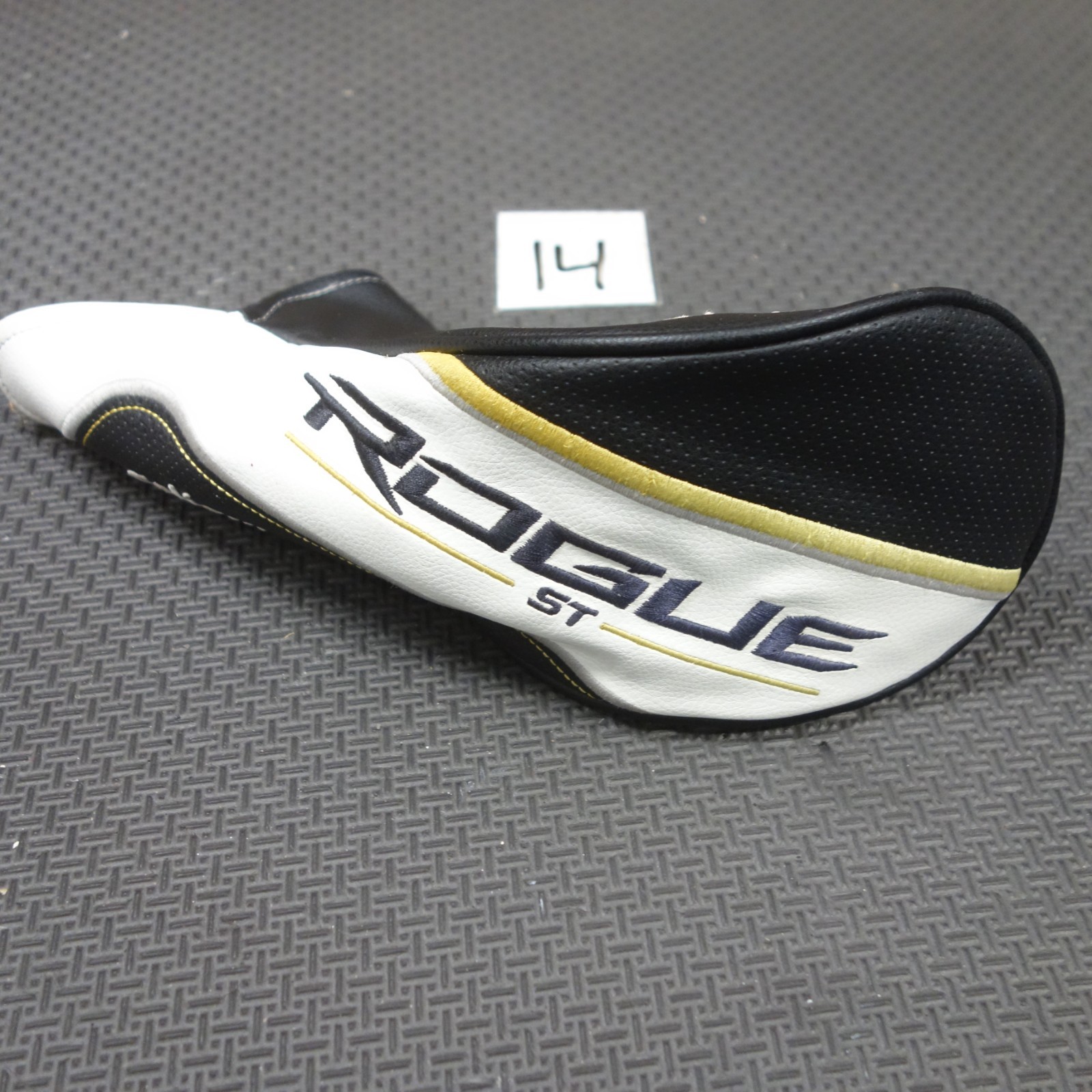 Callaway Golf Rogue ST Fairway wood head cover fast shipping 260316