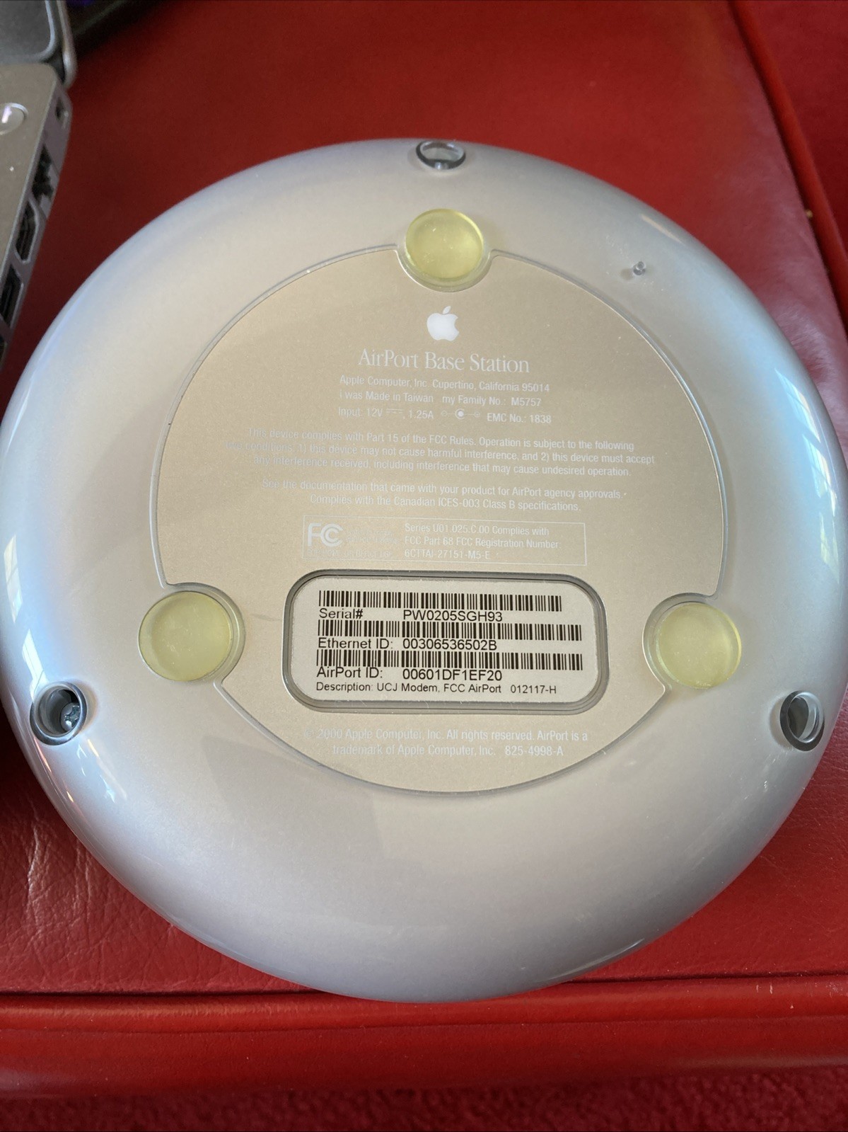 Apple M5757 Silver AirPort Base Station UNTESTED NO CORDS)