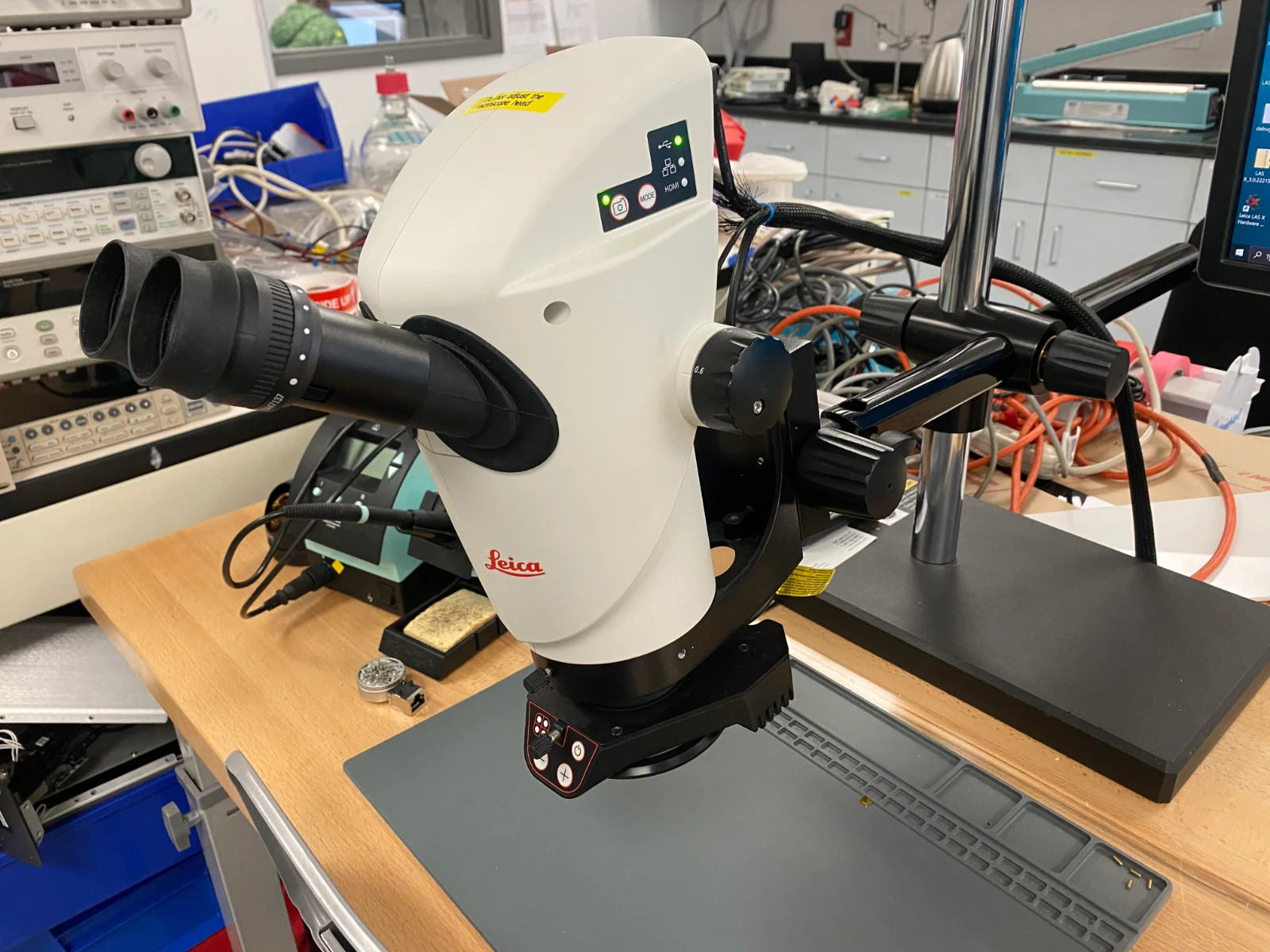 Leica S9i Sterozoom Microscope