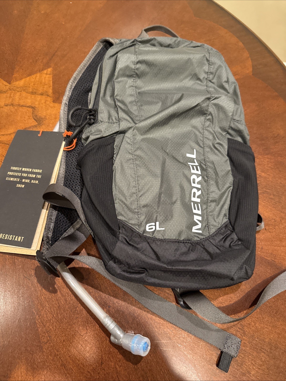 Merrell Crest 6L Hydration Pack Backpack Asphalt Gray NWT Bladder Included
