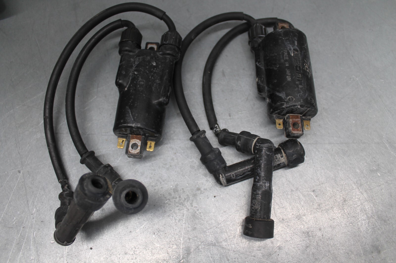 1981 Honda Nighthawk CB650 CB 650 Left & Right Ignition Coil Pack