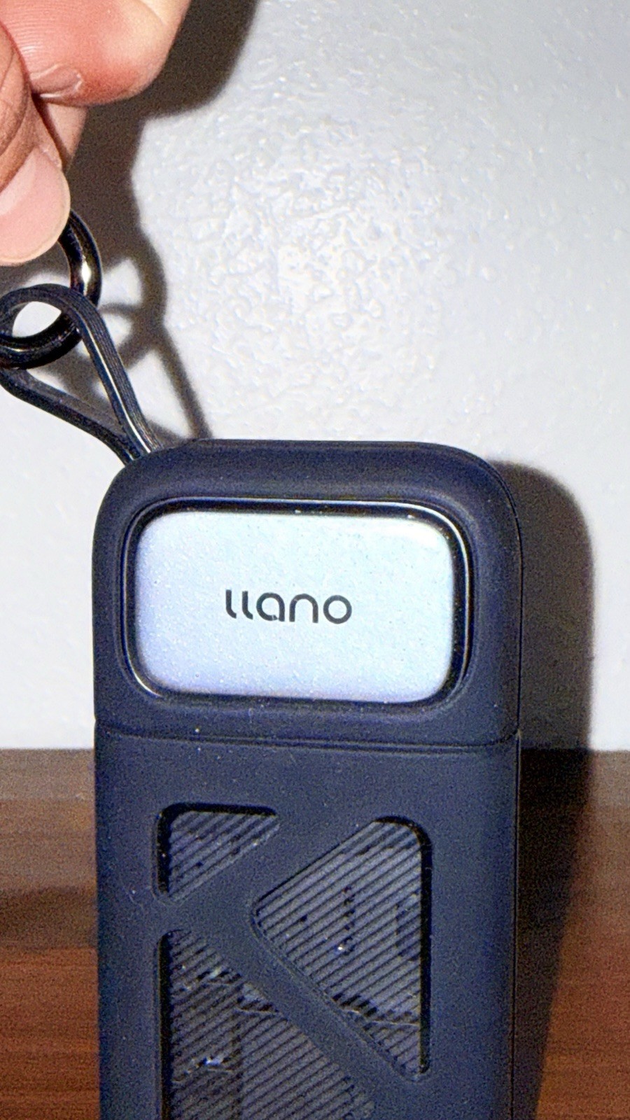 llano USB-C Card Reader Adapter for SD & MicroSD Multi-Slot (Black)