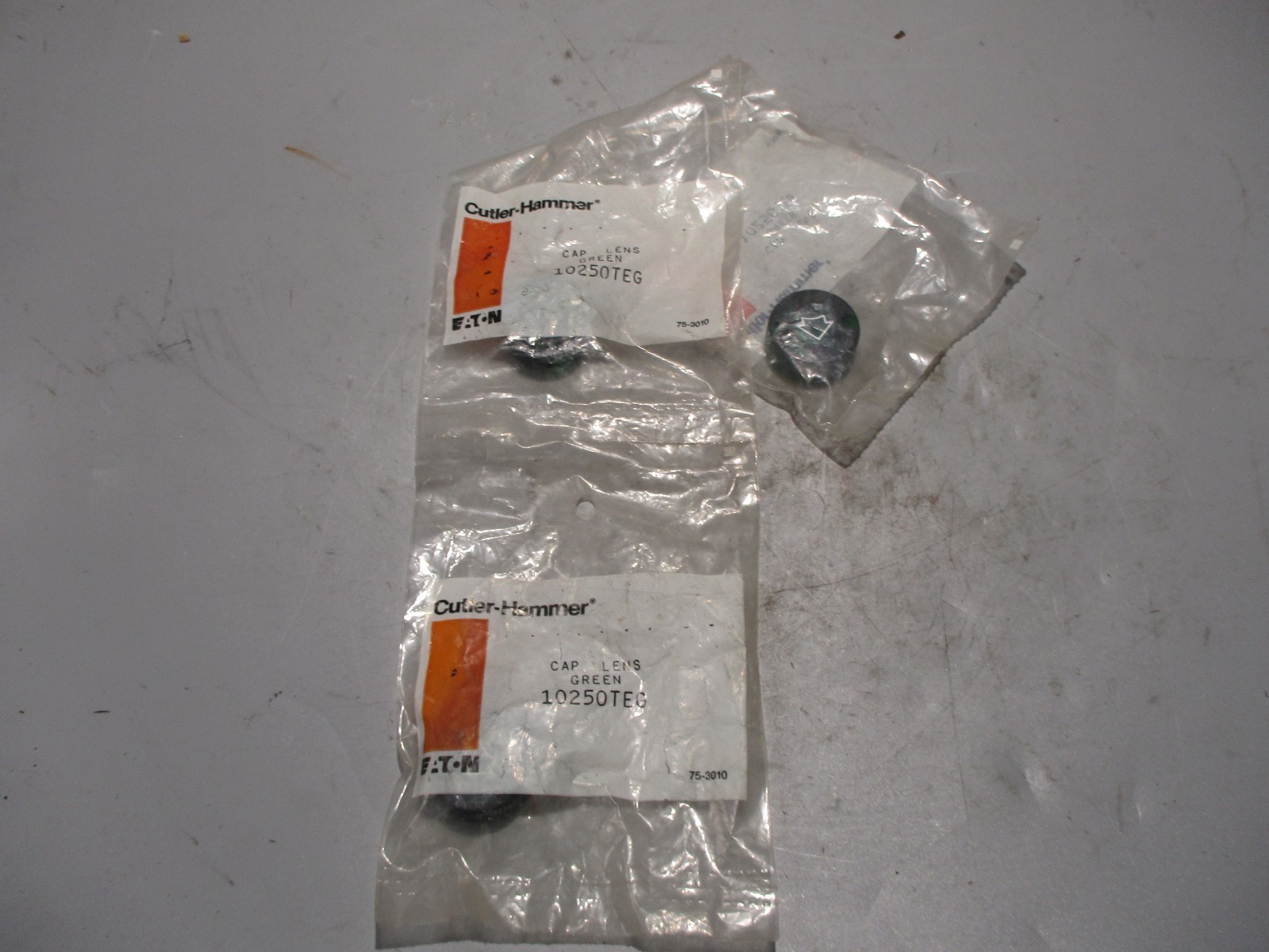 NEW PACK OF 3 EATON CUTLER HAMMER GREEN SELECTOR SWITCH CAP LENS