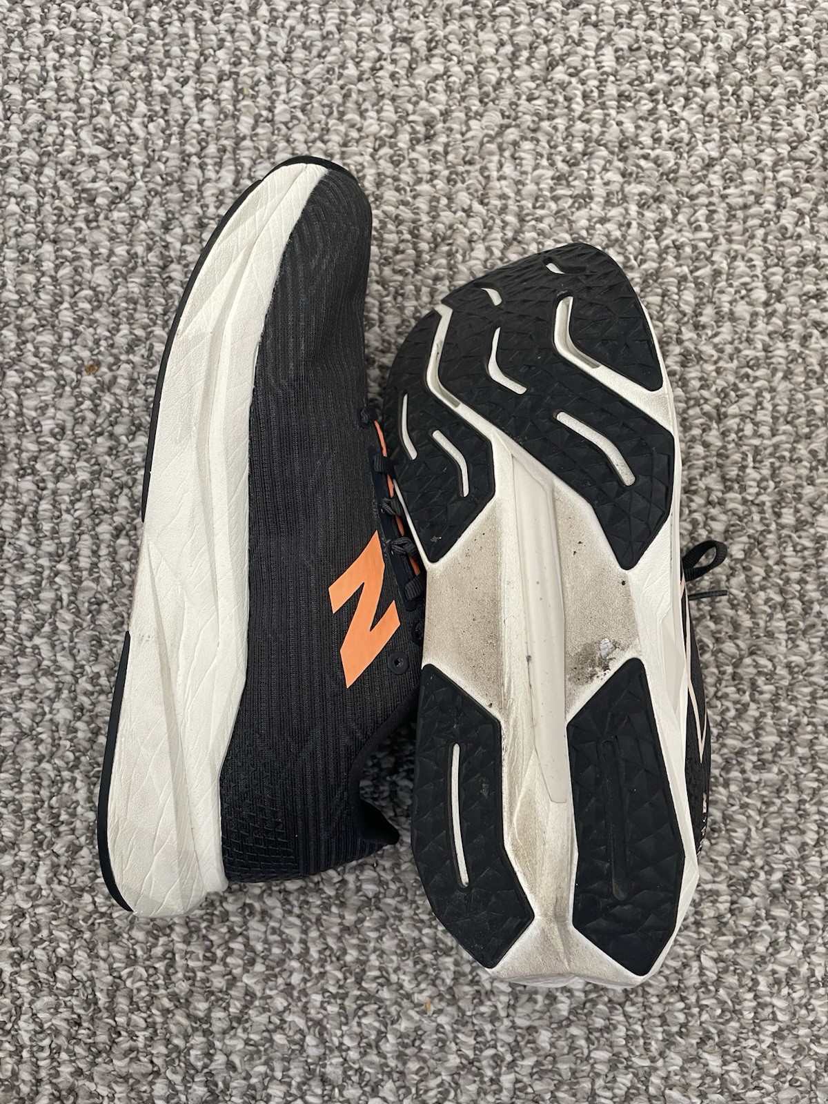 New Balance Men’s FuelCell Propel V5 Shoes