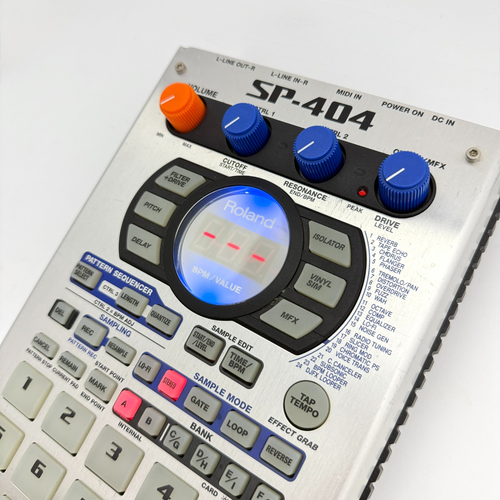 Roland SP-404 Portable Linear Wave Sampler Used w/Adapter + SD Card #0137