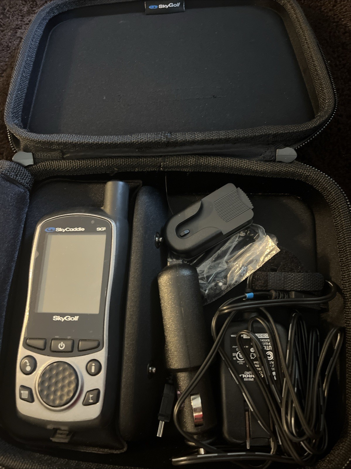 SkyCaddie SG5 Handheld SkyGolf Golf Course Rangefinder GPS with Travel Case