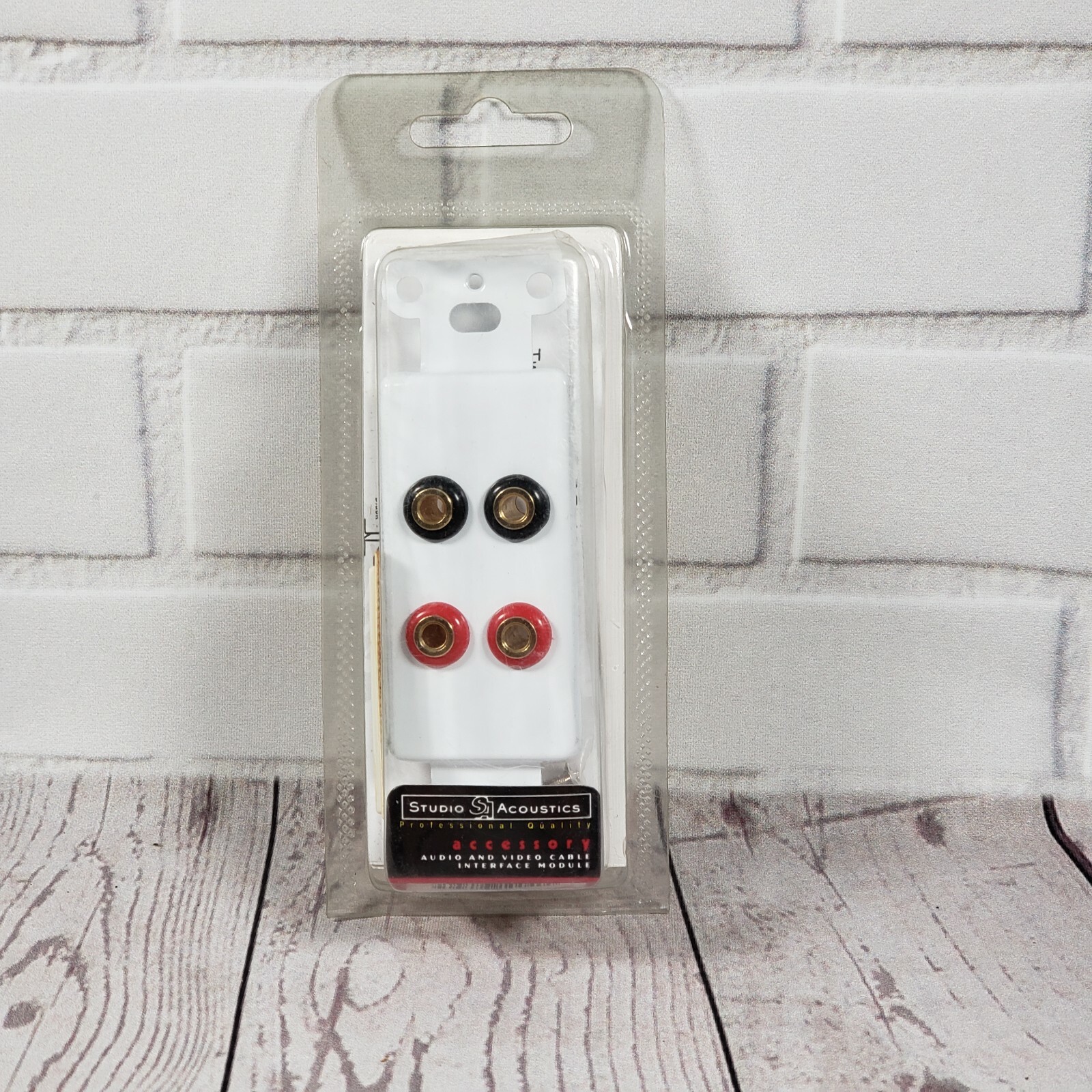 Studio Acoustics BJ-1004G AV Cable Interface Module Wall Plate Insert Gold Plate