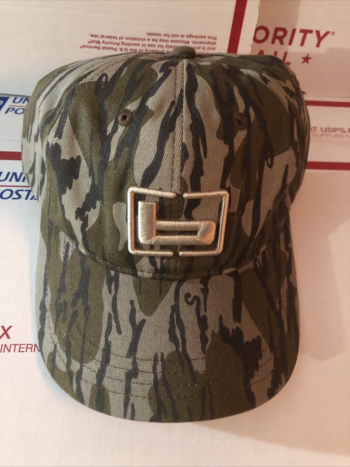 Banded "b" Logo Mossy Oak Camo Trucker Hat Cap New With Tags Free Shipping