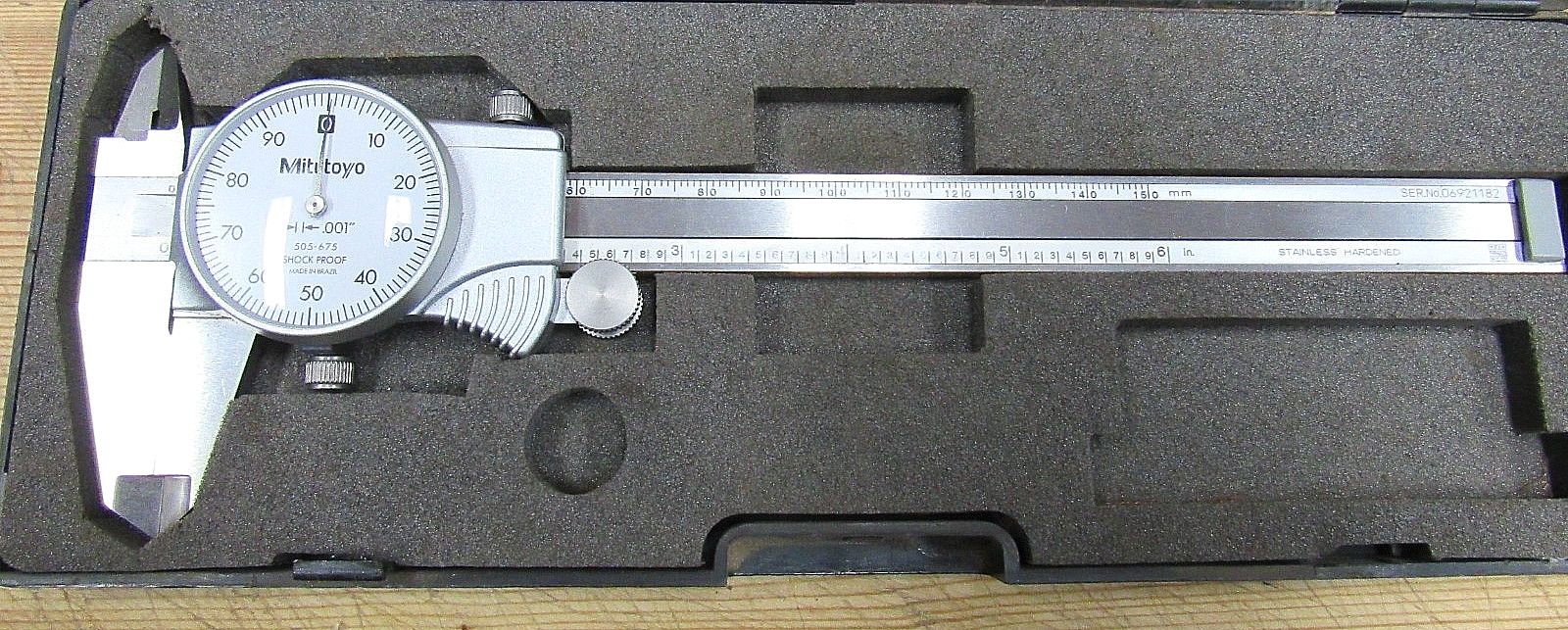 Mitutoyo 505-675 Dial Caliper, 0-6" Range, .001" Graduation TiN Coated Beams