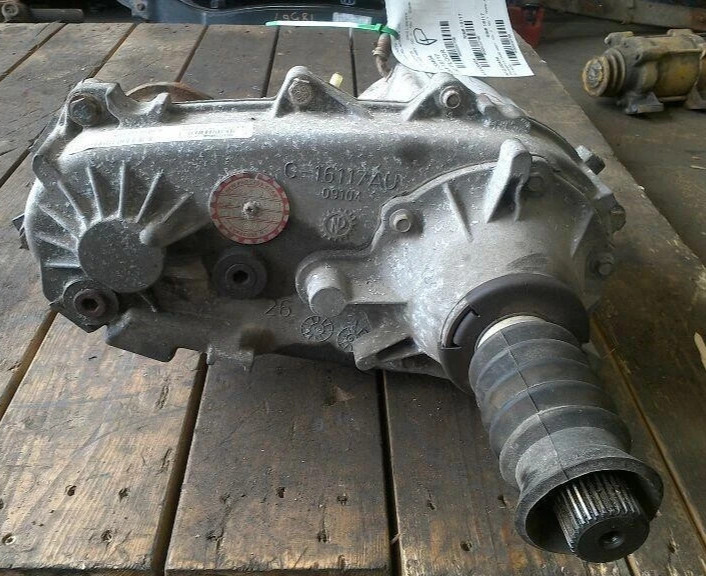 2002-2004 Jeep Liberty Transfer Case Assembly model 242 OEM