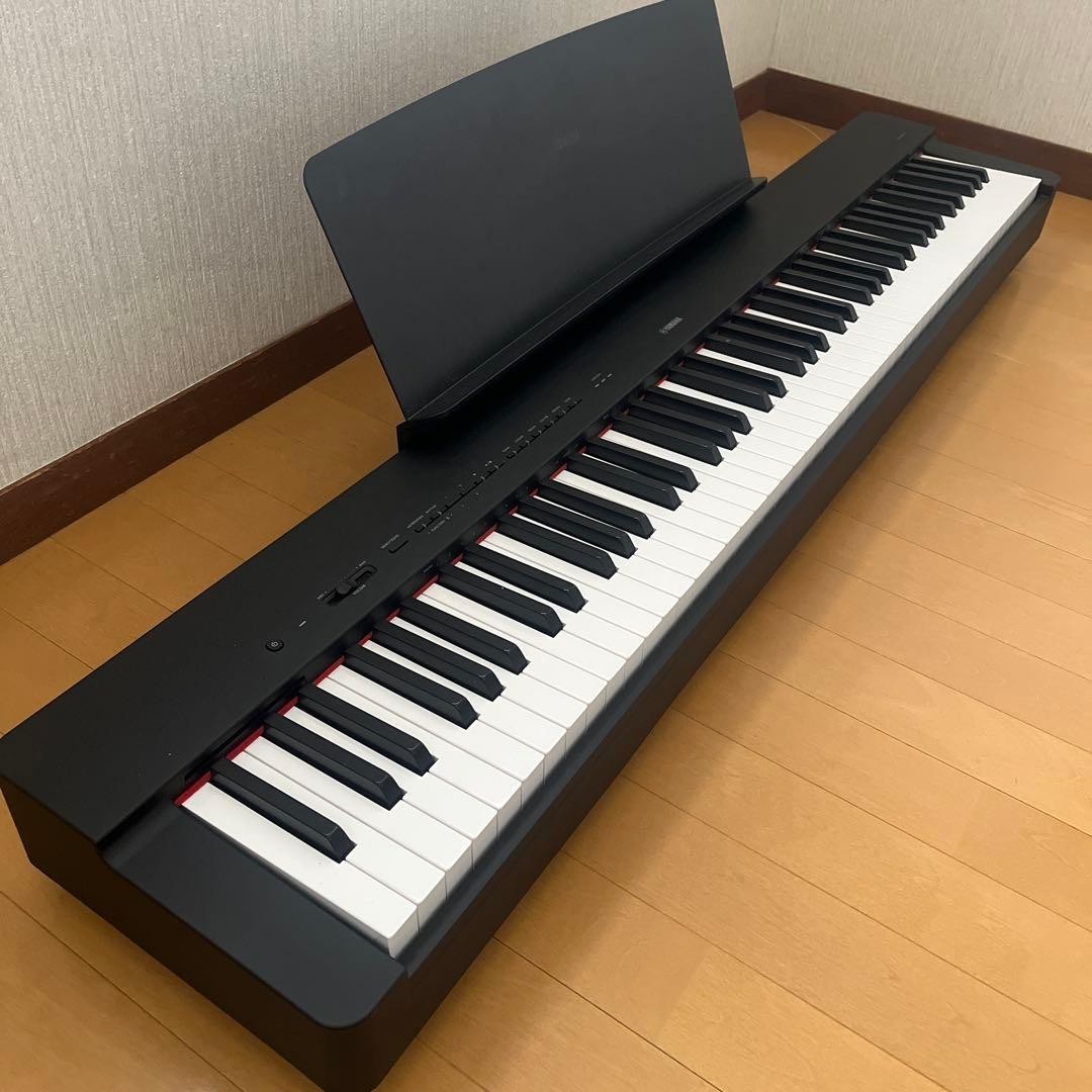 Yamaha P-225B 88-keys Digital Piano Black Compact P225 Poratable Tested 100V JP