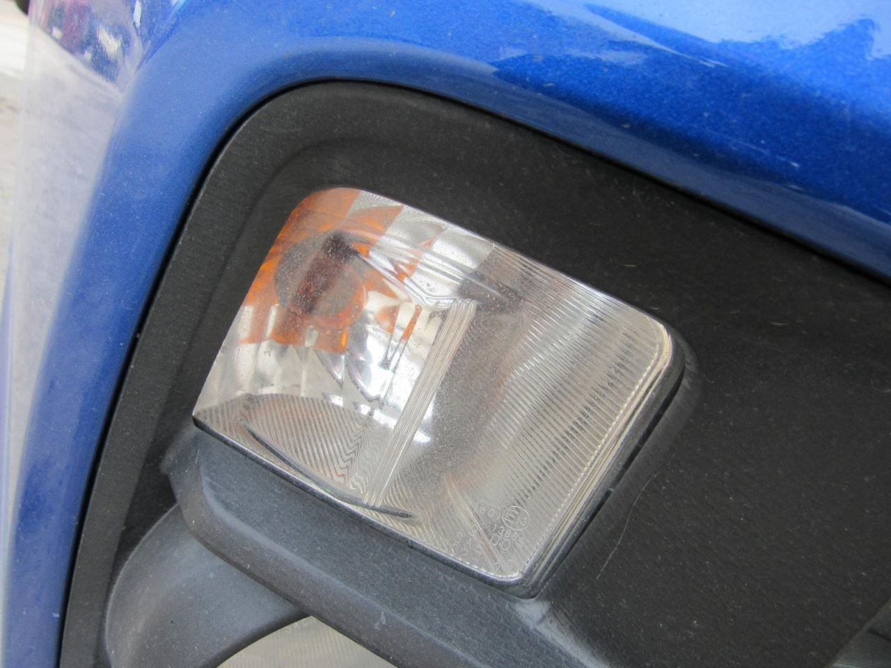 V60 2015 Glove Box 1100904