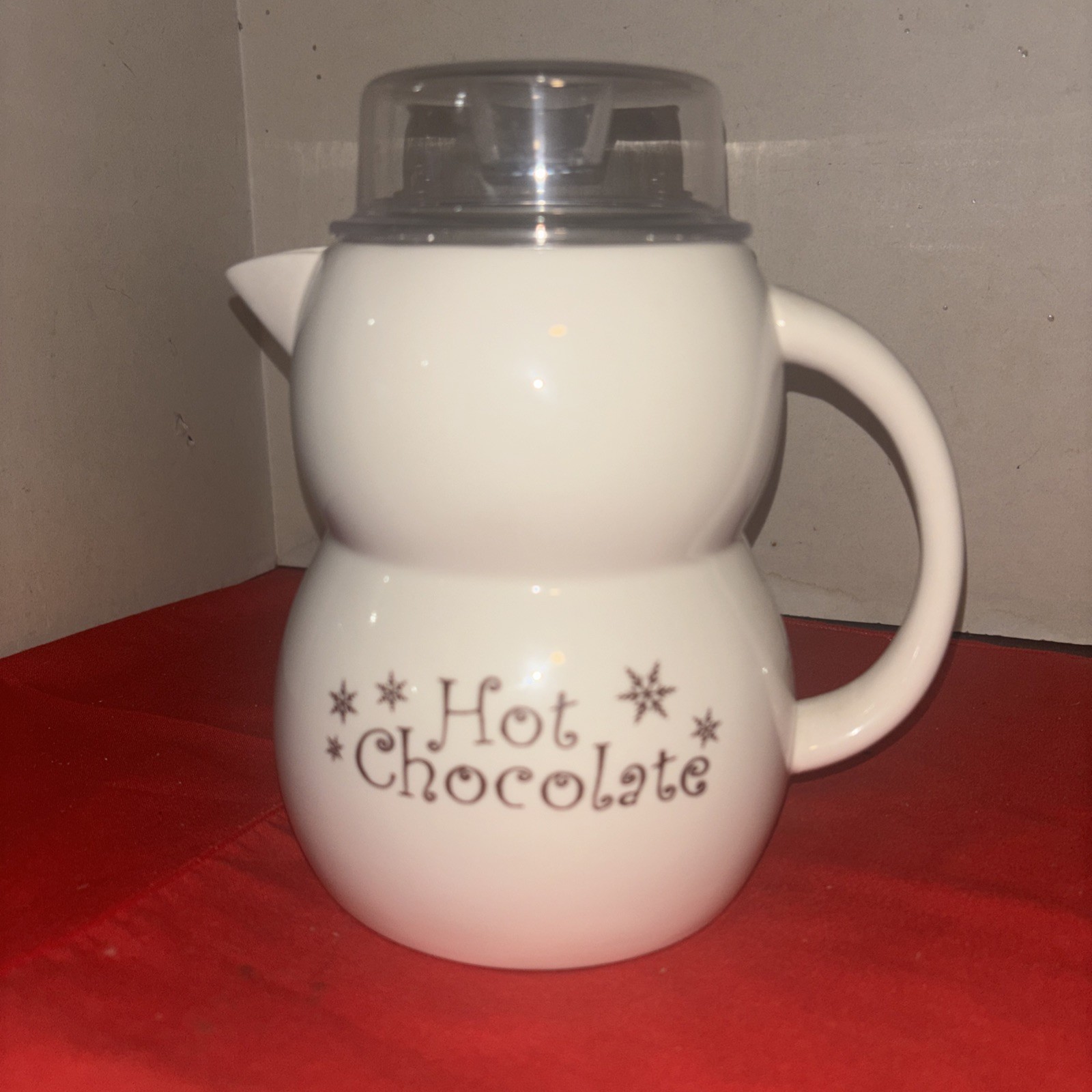 French Cafe Hot Chocolate Beverage Maker 33.8 oz 7.5”tall 5" wide
