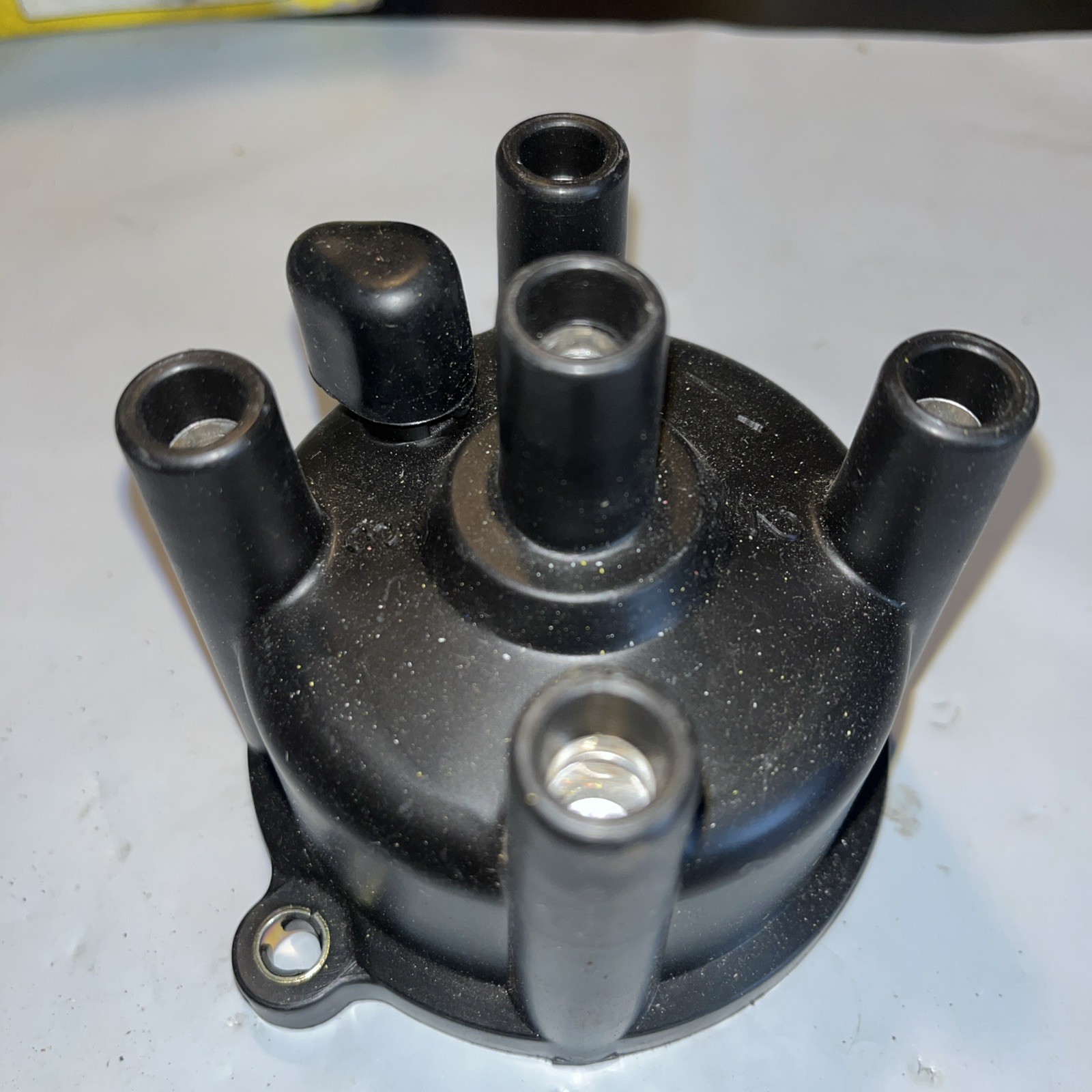 Beck/Arnley 174-6972 Distributor Cap Free Shipping