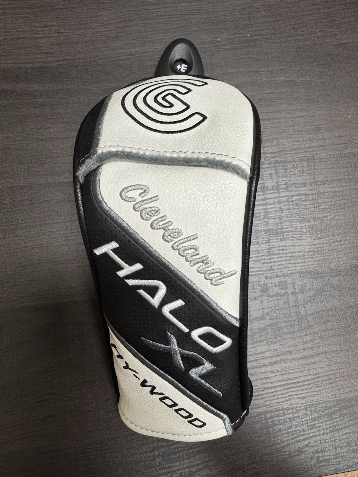 NEW Cleveland Golf Halo XL Hy-Wood Black/White Hybrid Headcover