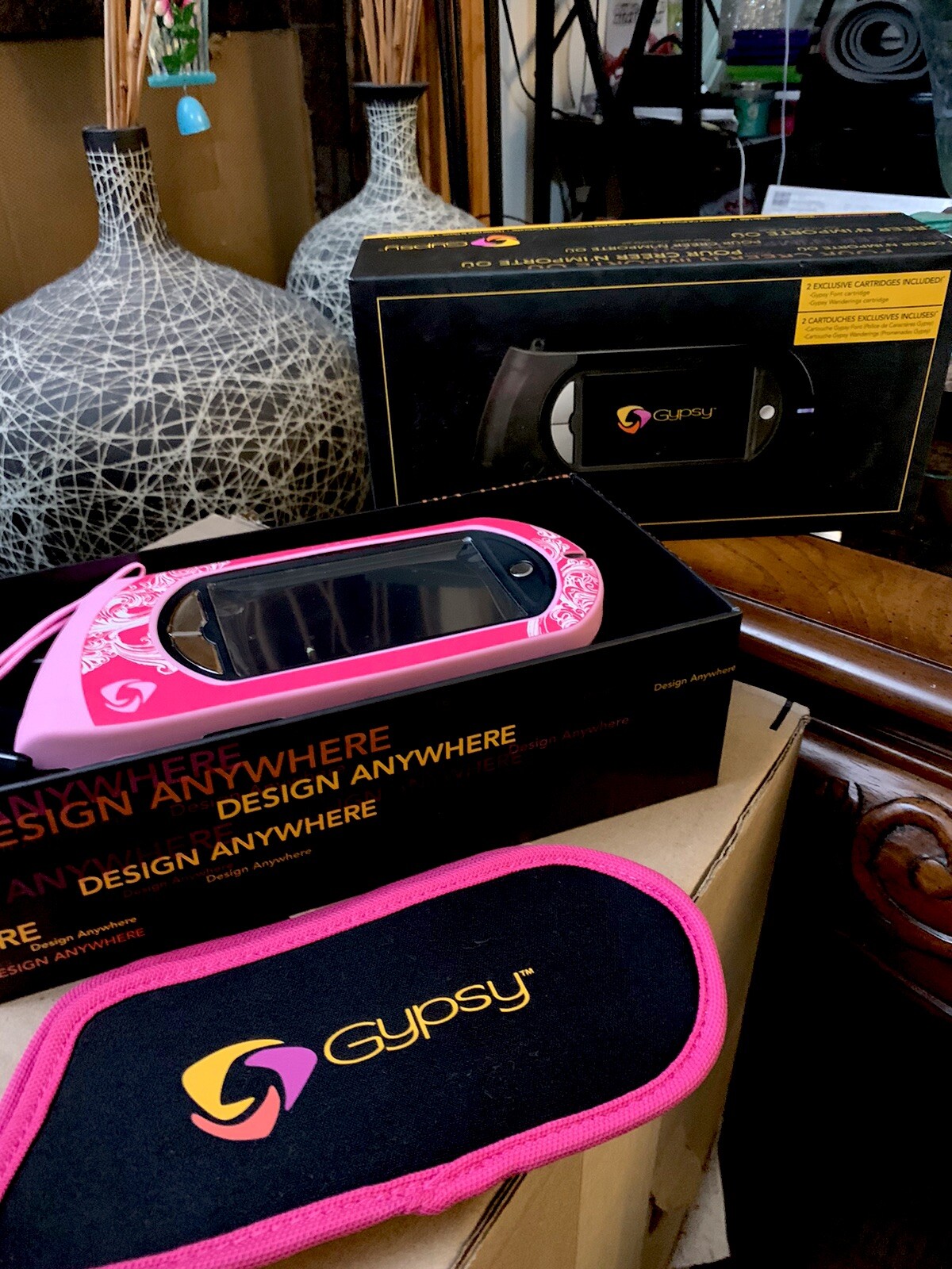 Cricut Gypsy Handheld Digital Machine (GPSY0001) (( FOR Parts only))