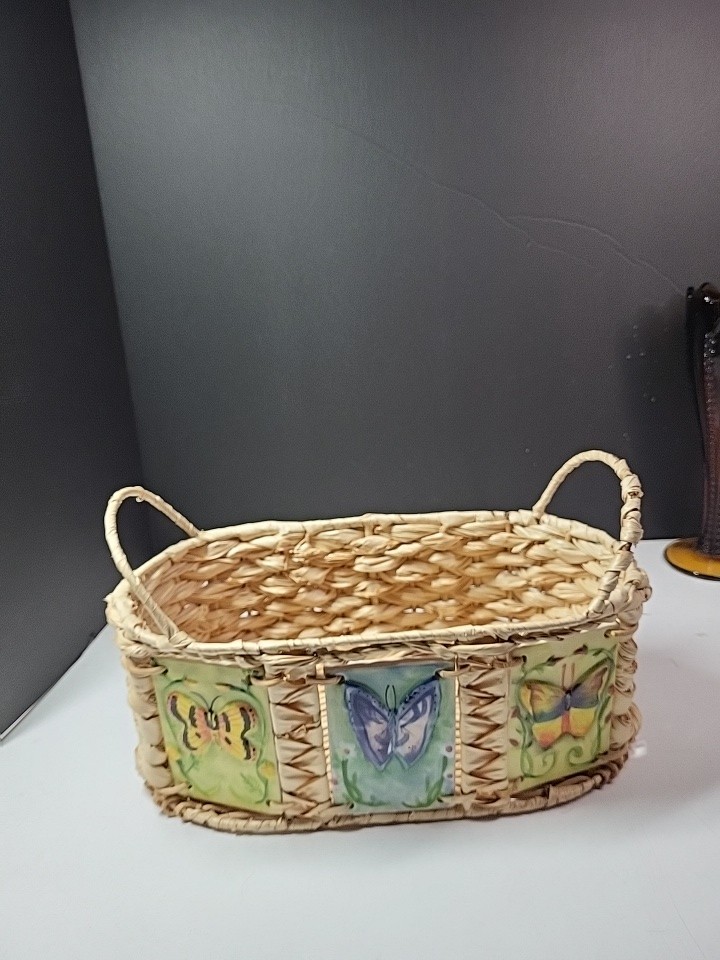 Butterfly Tiled Circlular-shaped Basket W/ Handles  12" X5"  READ