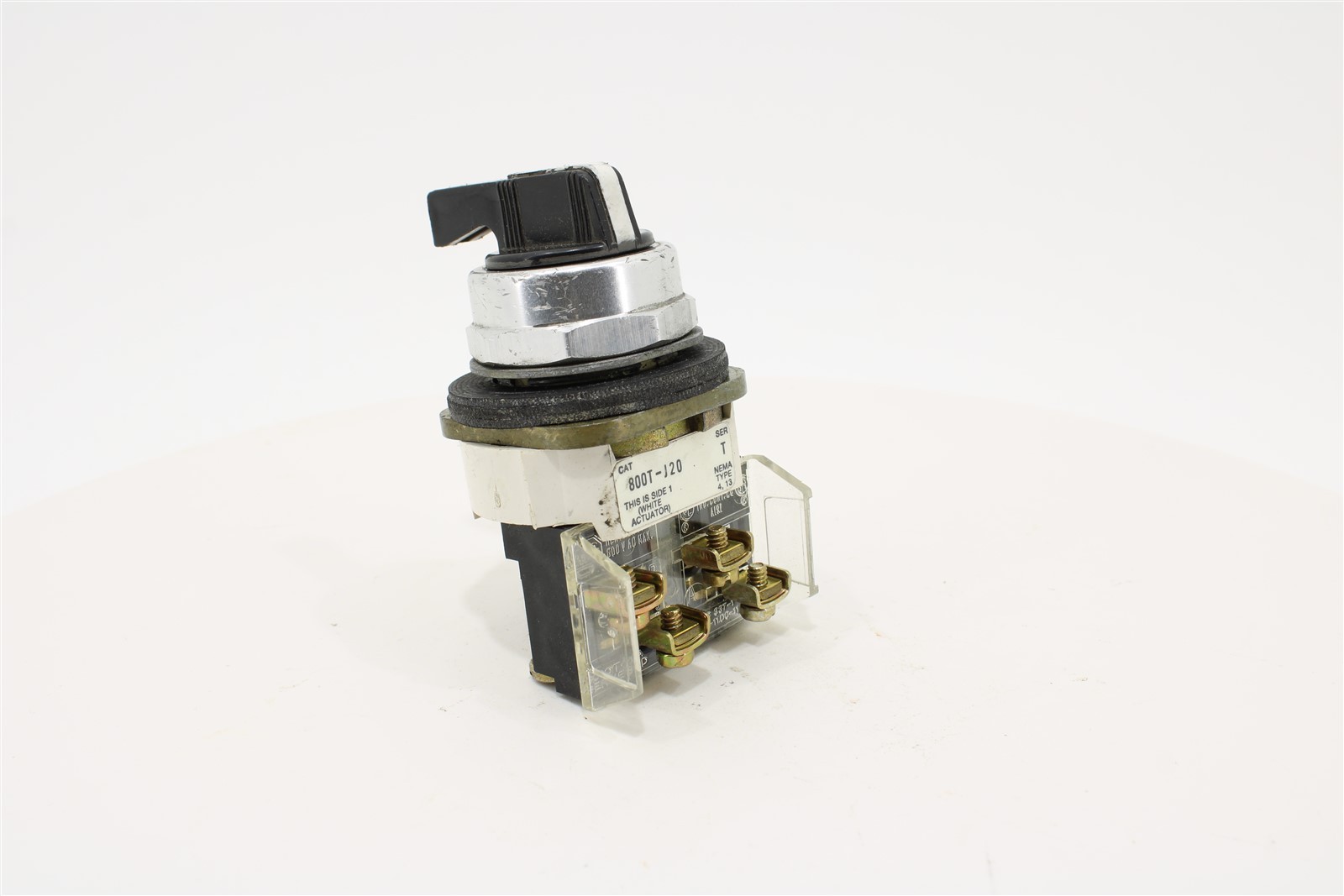 Allen-Bradley 800T-J20B Selector Switch | 3-Pos | Spring Return