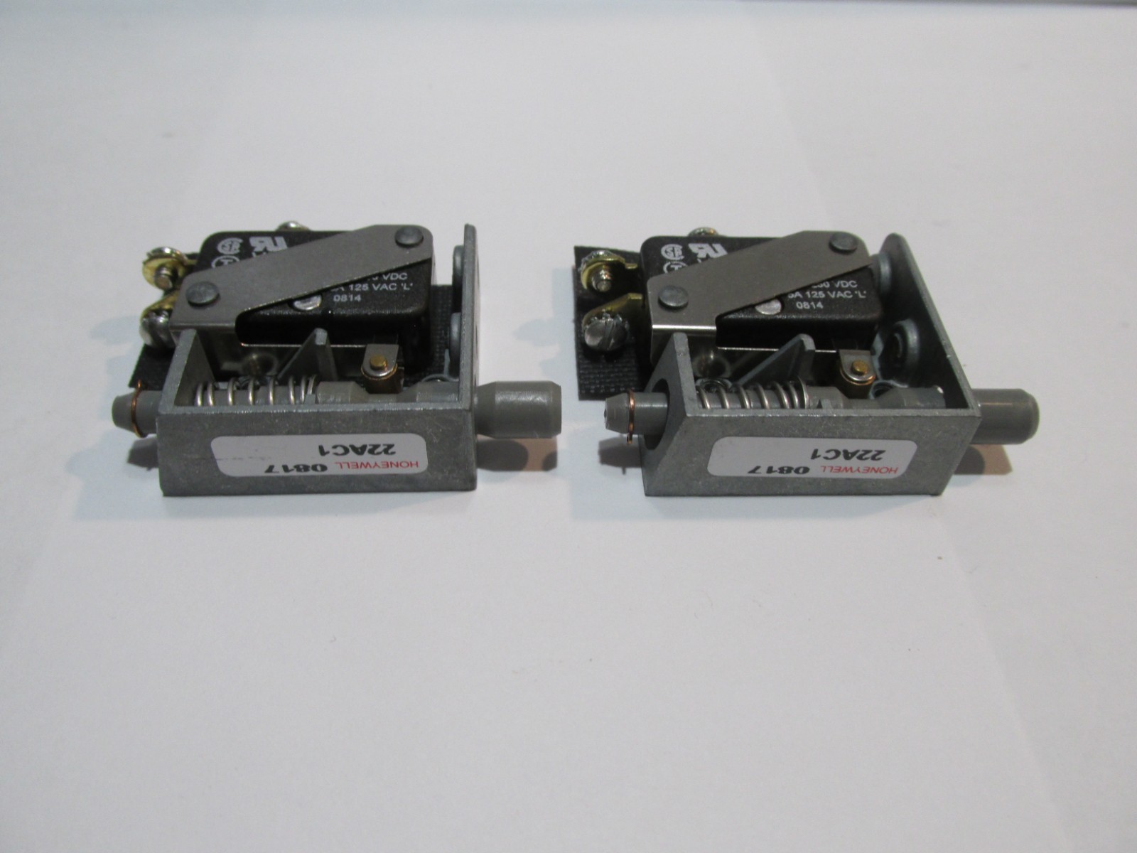 LOT OF 2-NEW Micro Switch Honeywell 22AC1 Door Interlock, 15 Amp, SPDT Free Ship