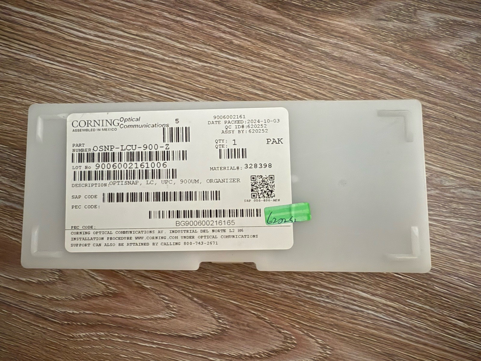 Corning OSNP-LCU-900-Z Optisnap LC Singlemode Fiber Optic Connector 25pk ~STSI