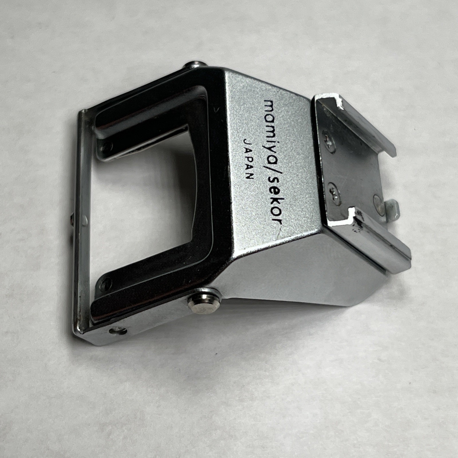 Mamiya/Sekor 35mm Camera Flash Cold Shoe Adapter