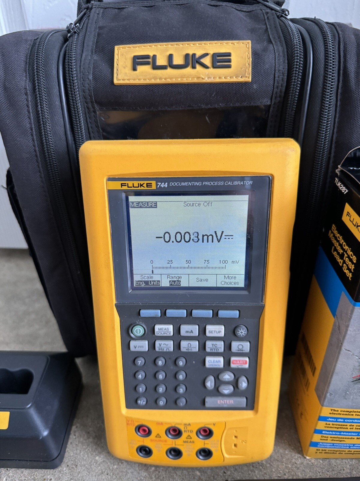 1pcs new Fluke 744 Documenting Multifunction Process Calibrator (FedEx/DHL)