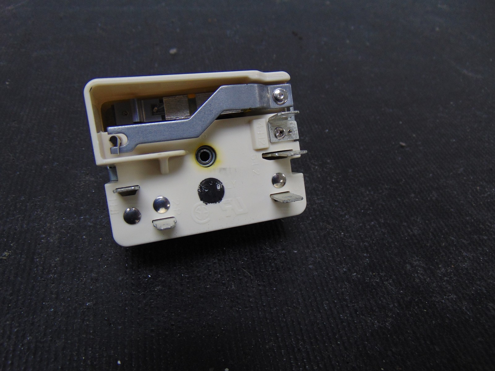 GE Range JB750SJ1SS Surface Element Control Switch WB24T10029