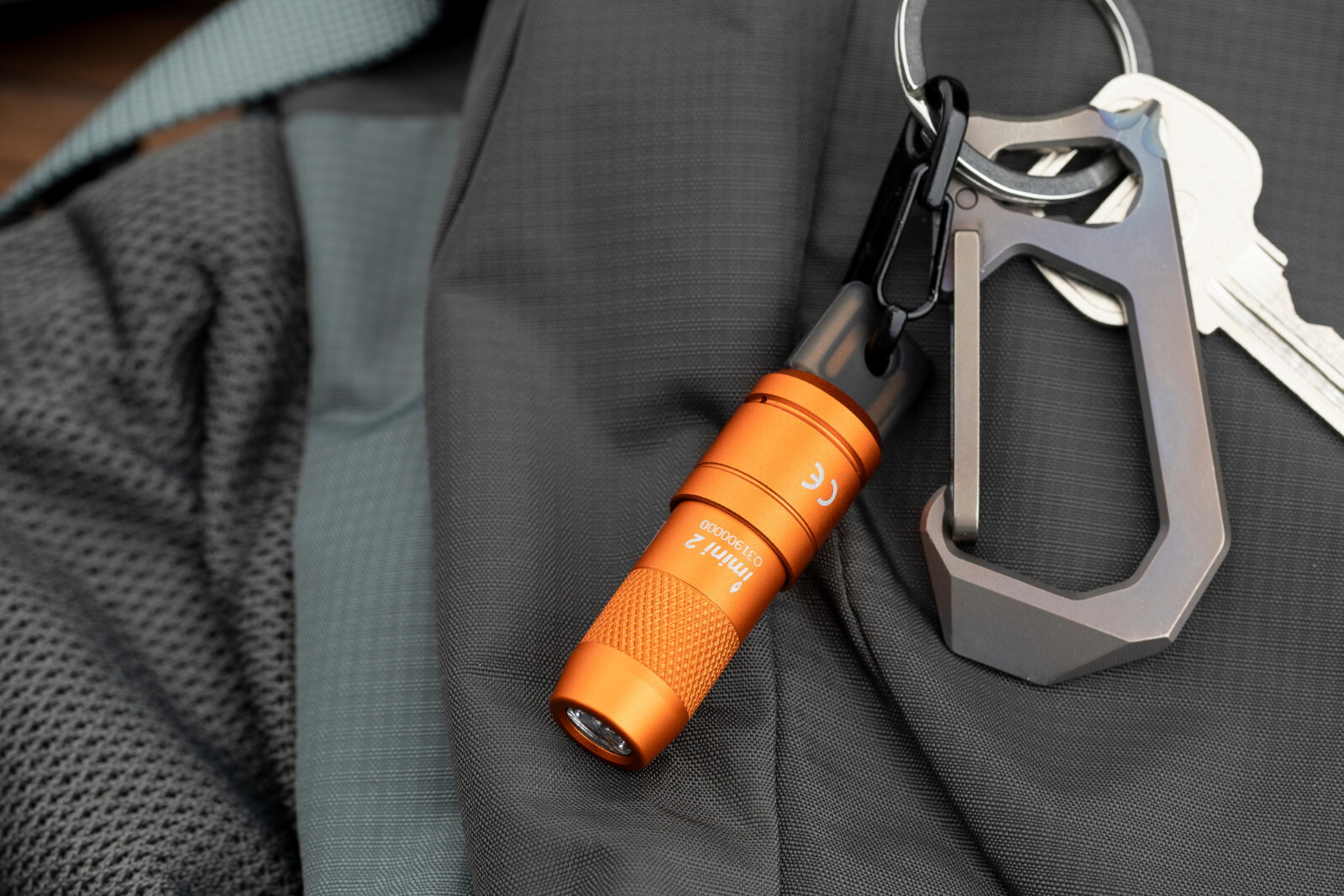 Olight imini 2 Orange Rechargeable Mini Keychain Flashlight, 50 Lumens