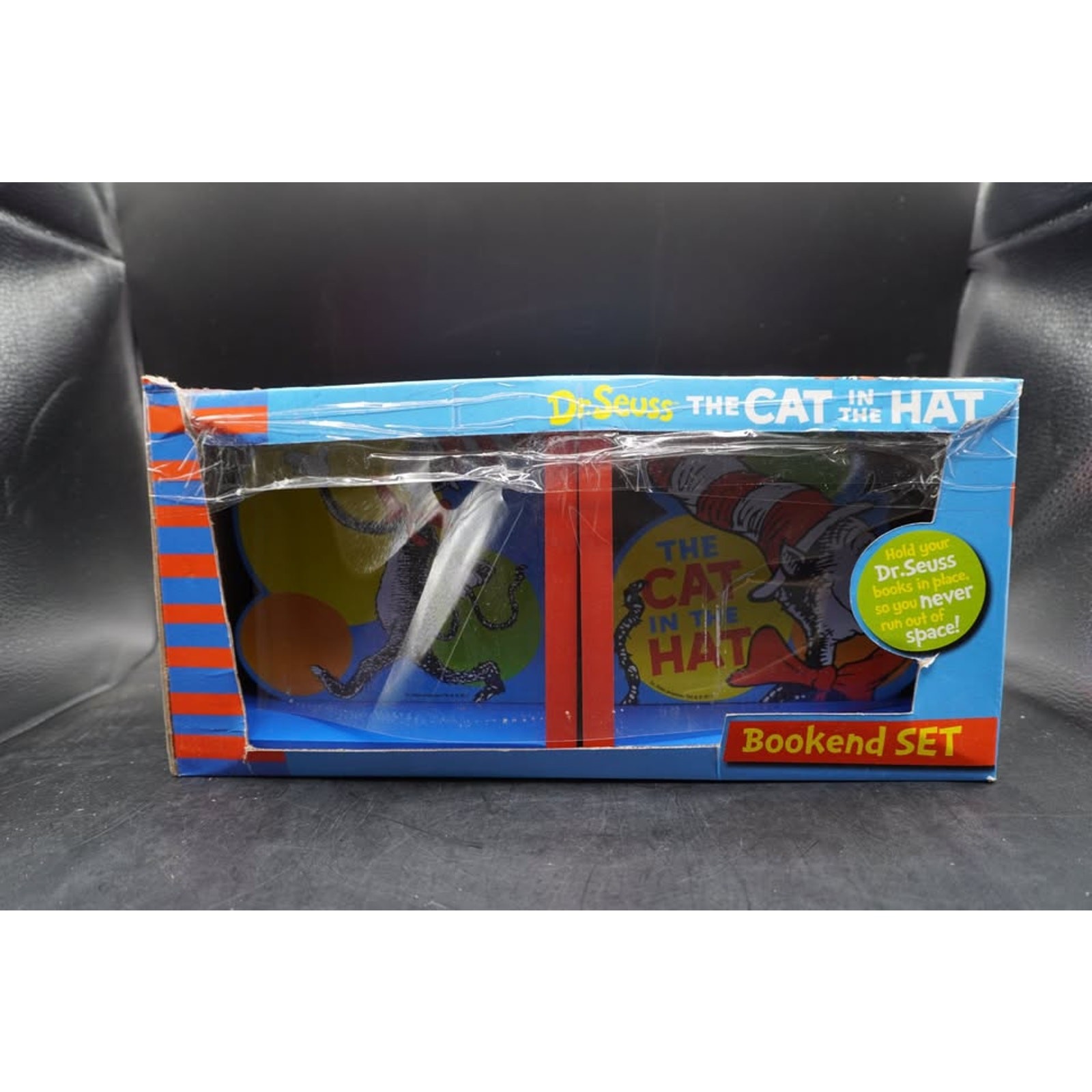 The Cat in the Hat Dr Seuss Bookend Set