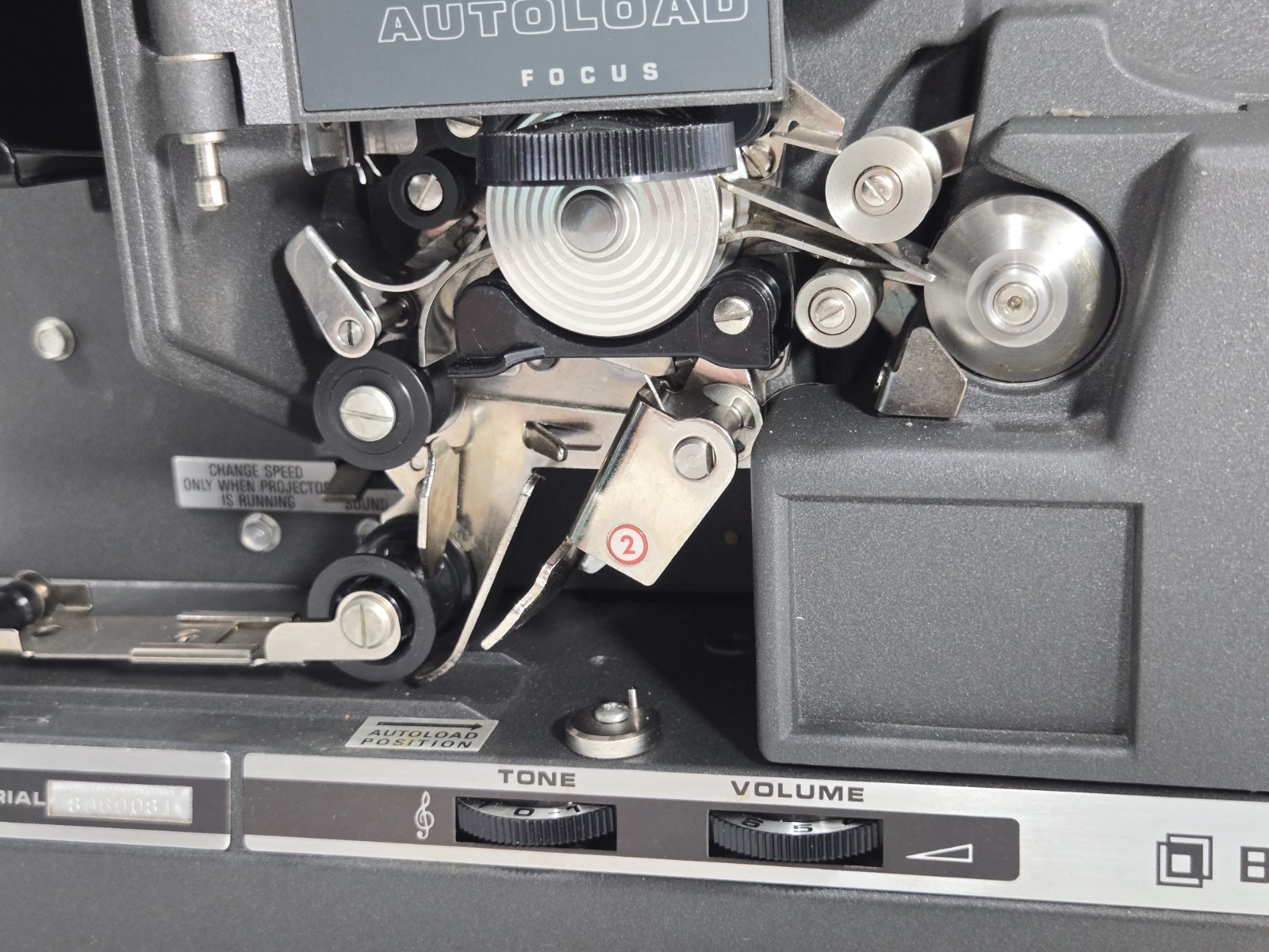 Bell & Howell 1585 C Filmosound 16mm Sound Auto Load Desktop Projector Green