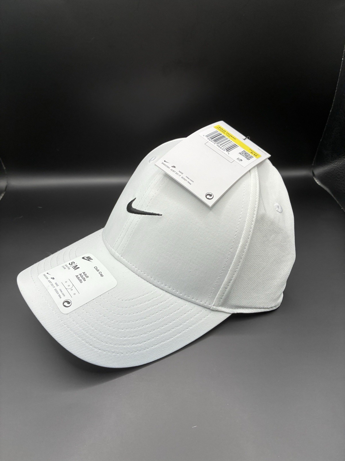 New Nike Dri-FIT ADV Club Structured Cap Hat White Adjustable S/M FV5563-100