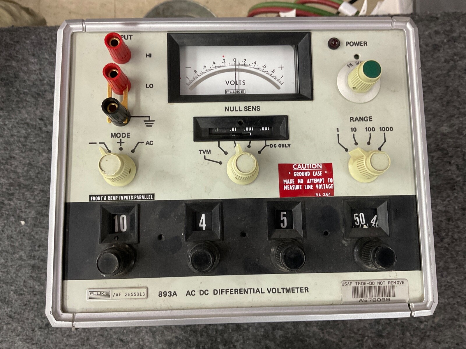 Fluke 893A AC/DC Differential Voltmeter (PARTS ONLY)