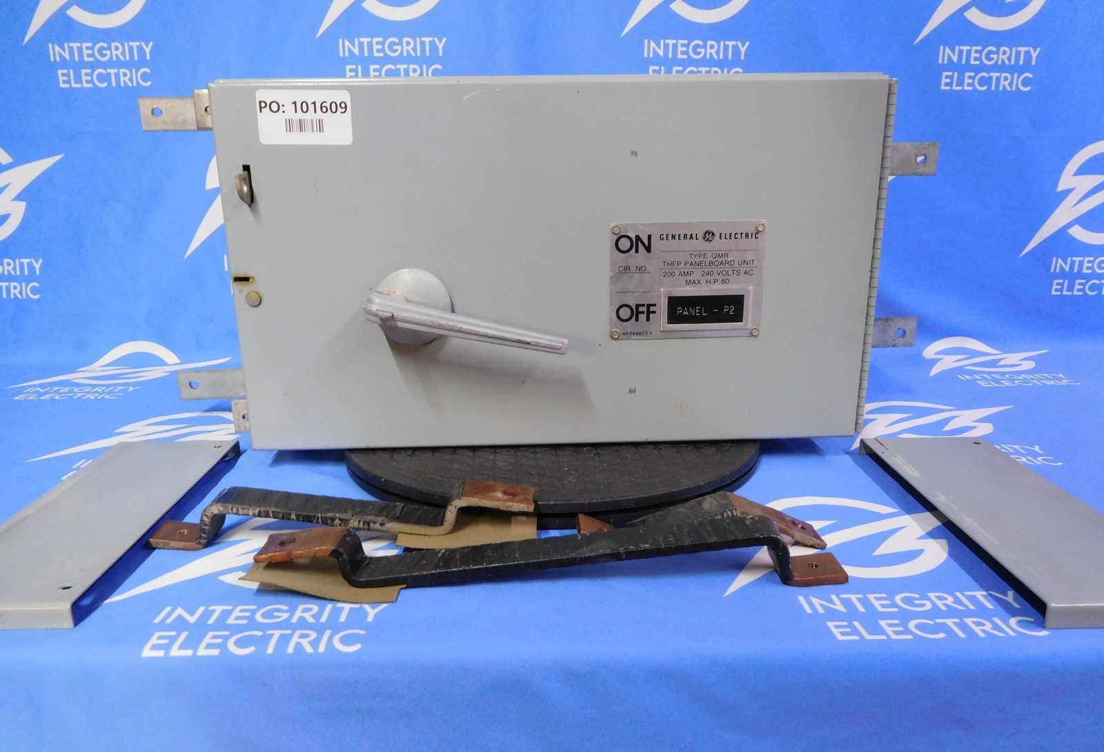 GE PANELBOARD THFP324 200A 240V 3P FUSIBLE W/HARDWARE 1YEAR WARRANTY